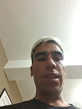 Arnoldmangus online show from January 16, 8:39 am