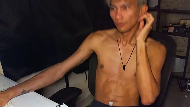 jhaycobXgarcia online show from March 7, 7:06 am