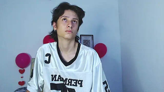 cirosky elchicopolla online show from February 16, 3:59 am