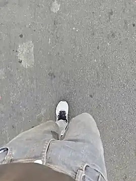 AqueousCrepe online show from April 16, 12:38 pm