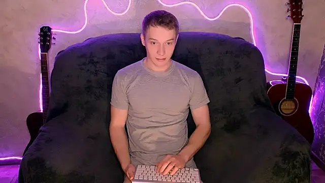 playoliver online show from December 19, 10:01 am