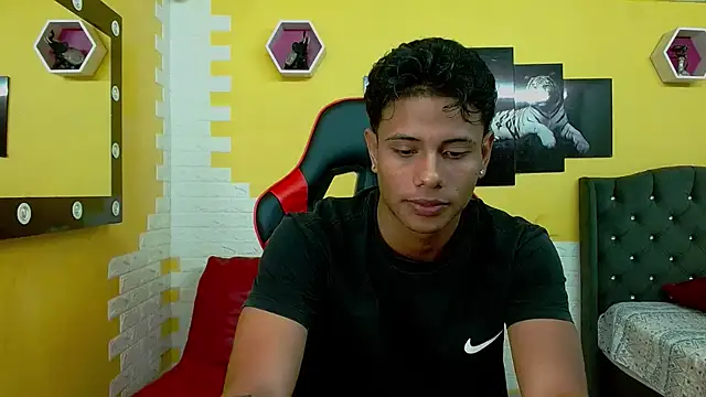 andrew myersx online show from January 6, 2:48 am