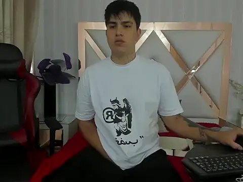 ThomasThund online show from January 12, 1:26 pm