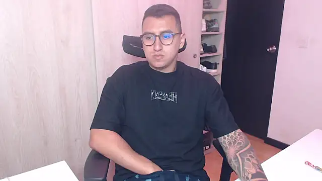 DanteVesper online show from April 17, 2:14 am