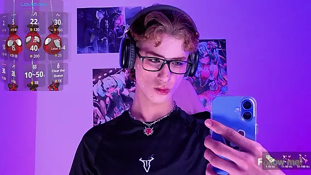 Kitsuneplay  online show from March 25, 5:33 am