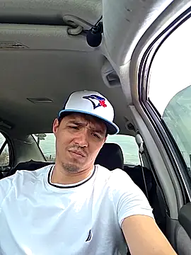 HoofedCylinder online show from April 12, 4:52 pm