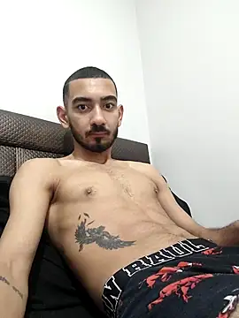 rzgaronlinq online show from December 23, 10:35 am