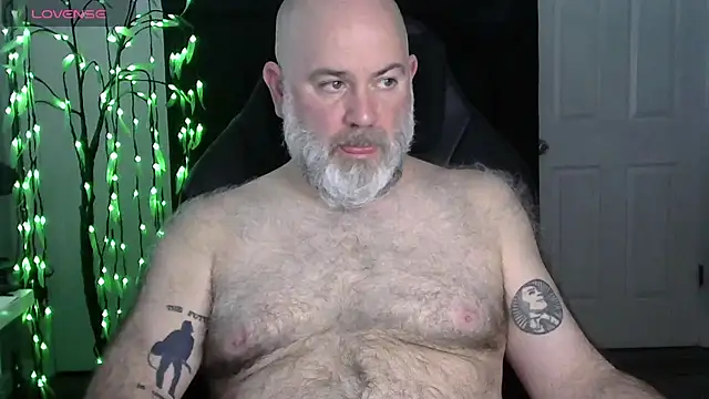 XJJ77x online show from January 31, 7:11 pm