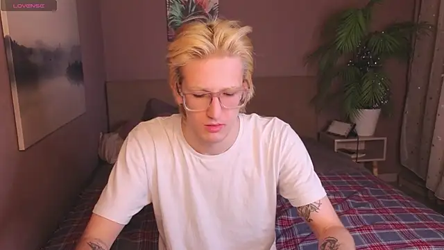 MarkusWilder online show from January 14, 9:07 pm