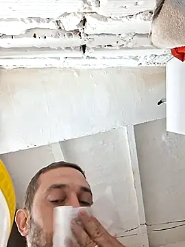 Johnnyhotlatmale online show from January 14, 11:19 pm