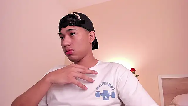 AustinTowers online show from February 23, 7:37 pm