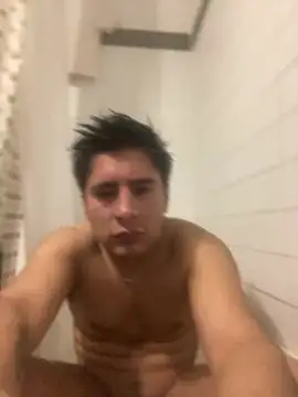 juanitocamelas2025 online show from April 6, 9:15 pm