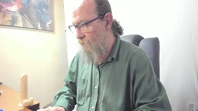 Uncle Hottie online show from February 25, 10:00 pm