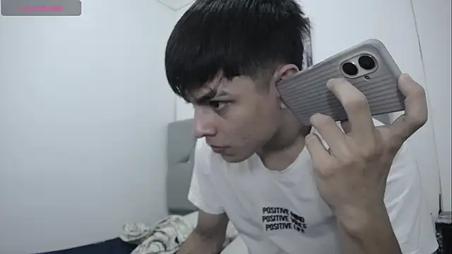 Loganjhonson19 online show from January 9, 3:12 am