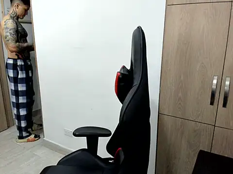 Chrissblack online show from February 20, 1:57 am