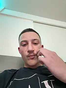 chrisst32 online show from January 9, 12:10 pm