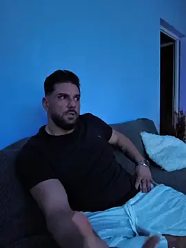 Angelo 33 online show from January 8, 6:40 am