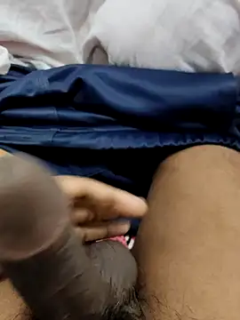 OutsizedVent online show from February 1, 4:05 pm