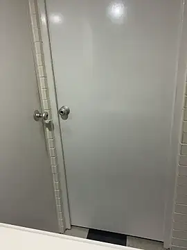 wolfbucker online show from January 16, 7:00 am