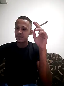 Magrinhodelicia011 online show from March 29, 12:11 am