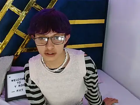 Angel adrien online show from January 7, 1:38 pm