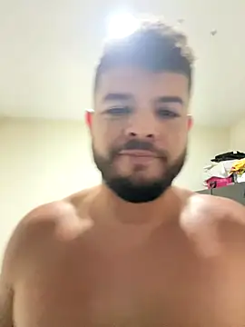 omarfer19 online show from January 6, 4:22 pm