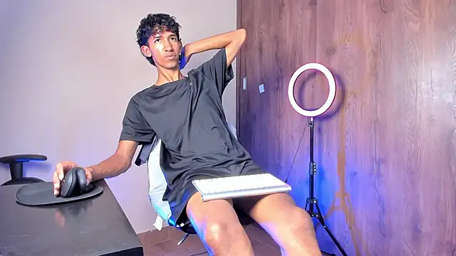 neitan miller  online show from February 10, 12:04 am