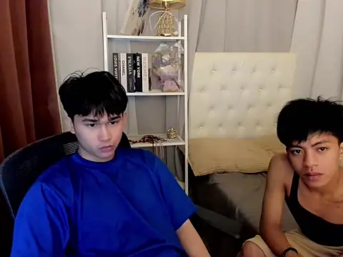 davincihugecock online show from March 2, 4:36 pm