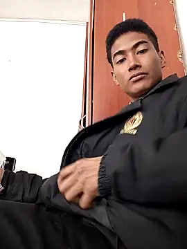 CrIs1dtian3 online show from January 14, 3:27 pm