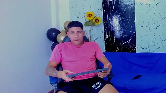 Franco ferrer online show from January 12, 6:28 am