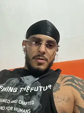 liyamjunior online show from February 3, 3:15 am