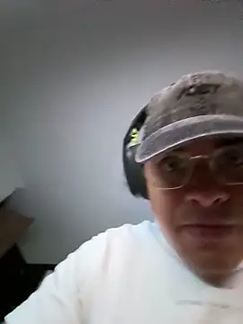 pornooyooo online show from March 8, 5:44 am