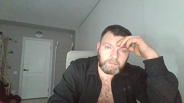 Hot Adonis online show from February 1, 10:30 pm