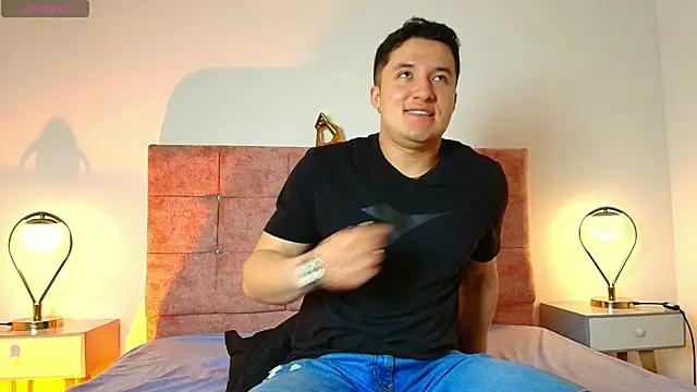 Alexander Connor online show from April 23, 12:29 pm