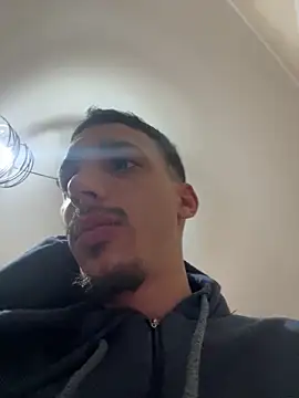 piccolo2002 online show from March 30, 6:58 am