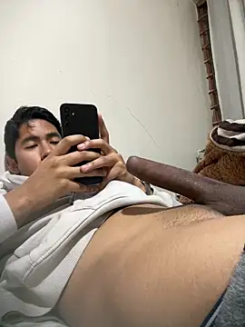 Jleonardolr online show from February 1, 11:53 am