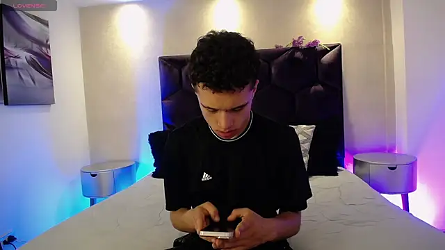 Dominik Souza online show from March 24, 6:56 pm