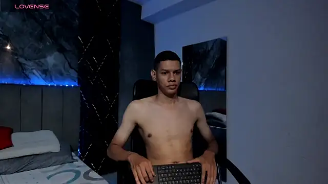 milo cruz  online show from February 10, 2:11 pm