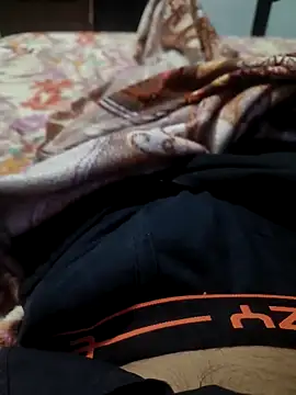 indianbull001 online show from March 22, 7:19 pm