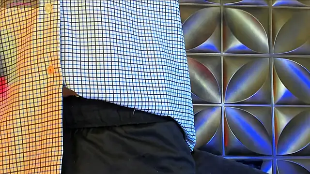 DannyParker  online show from February 18, 4:32 am