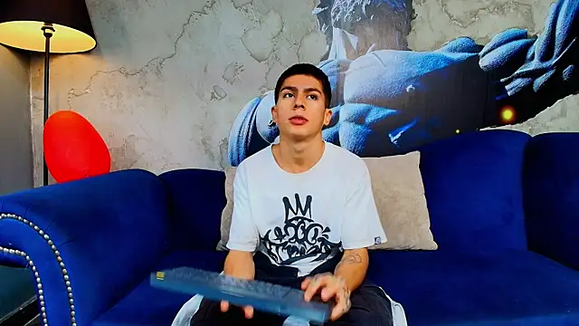 Aron pulse online show from February 20, 1:35 pm