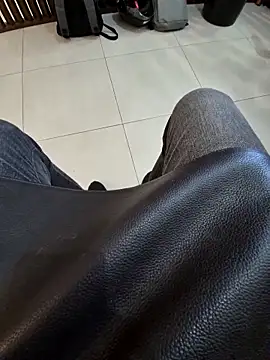 biel13cm online show from February 4, 1:17 pm