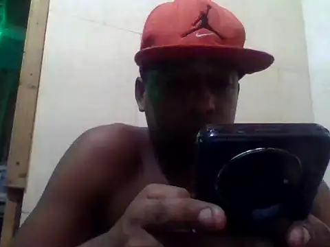 the black 23cm online show from February 16, 7:06 am