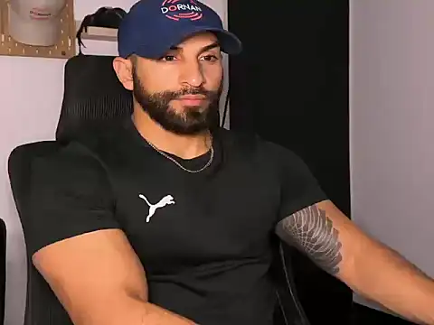 SamDornan51 online show from February 12, 12:27 am