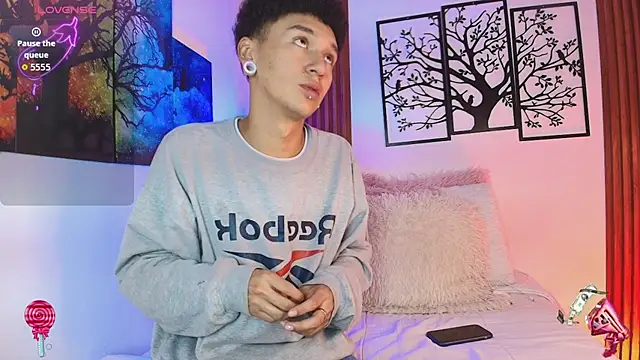 David Banks  online show from February 10, 12:43 pm