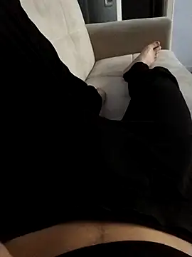 onurcannnnnnmmms online show from February 3, 6:00 am