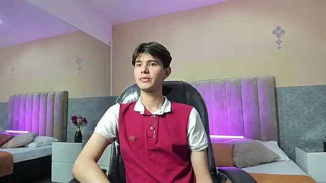 Derek Sinn online show from March 10, 8:59 pm