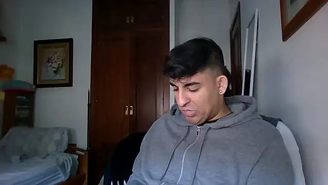 poliakovxx online show from February 18, 11:52 am