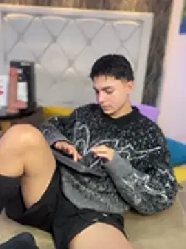 Samu Hott online show from March 13, 8:48 pm