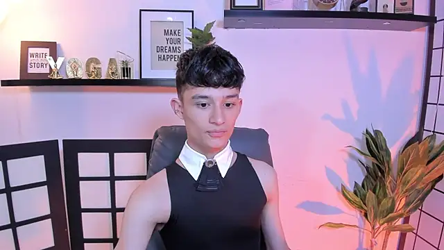 Patrick Howland  online show from April 9, 9:32 pm